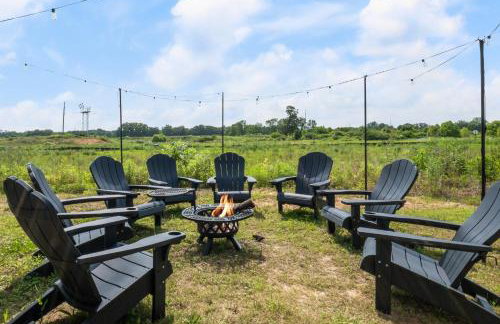 Modern 4BR Home with Game Room and Fire Pit - Near Downtown Cullman - Foto 26