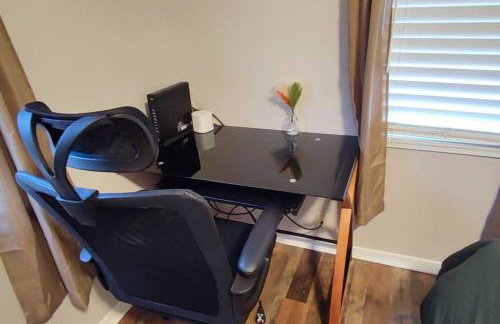 Downtown Charm Two Bedroom Home - Foto 11