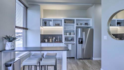 Sleek, Newly Updated Downtown San Marcos Apt! - Foto 3