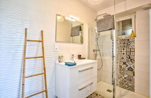 L'effet mer Maison rénovée lumineuse tout confort belle terrasse grand jardin clos sans vis à vis parking jeux pour enfants 5 mn à pied de la plage d'Asnelles et centre bourg - proche Bayeux au coeur des plages du débarquement - Foto 36