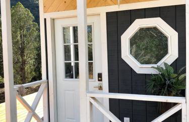 Angel's Landing Tiny East Zion & Bryce Canyon - Photo 16