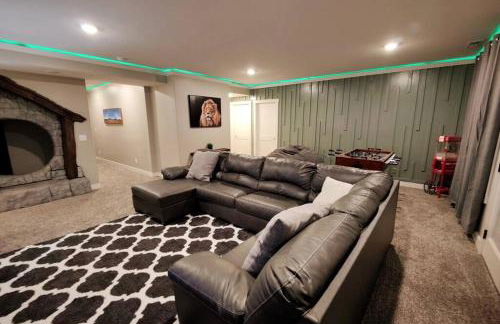 Paradise View Lodge - Amazing Lake Views, Playroom, Pool, HotTub! - Foto 23