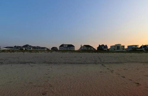 Spectacular 8 Bedroom Oceanfront Hamptons Beach House, Your Castle By The Sea ! - Foto 39