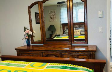 Emerald City 3 Bedroom 1 bath Home - Photo 17