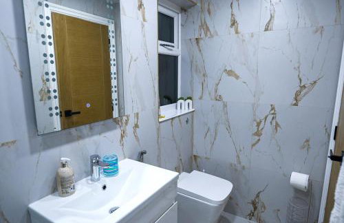 Cozy Charming Bungalow BRAND NEW - Photo 28