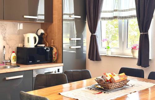 Holiday home Melani - with private heated pool and sauna - Foto 31