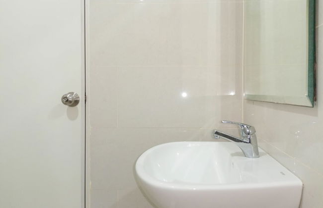 Minimalist And Comfort Studio Podomoro City Deli Medan Apartment - Foto 10