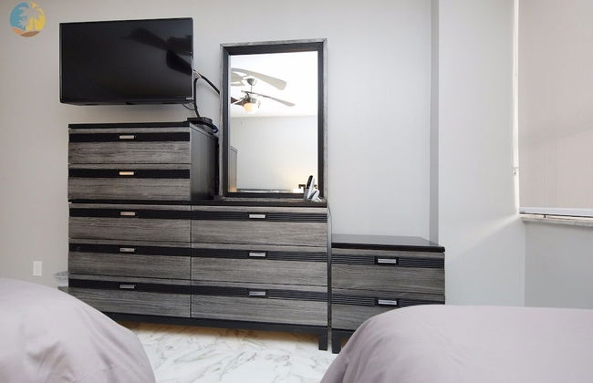 Alexander 718 3 Bedroom Apts by RedAwning - Foto 9