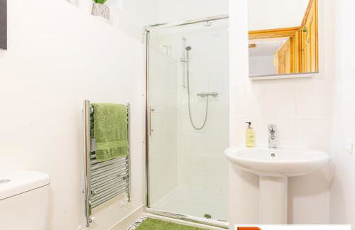 ByEvo Oswestry Barn - Quirky romantic retreat or Cosy contractor base - Foto 23