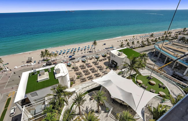 Stunning Beachfront Luxury- Your Perfect Getaway! - Photo 40