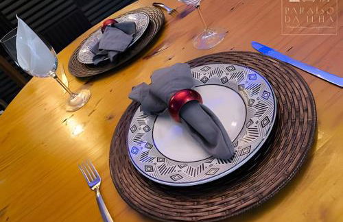 Apartamento Chalé da Ilha - Ar Cond e Super VISTA - Foto 53