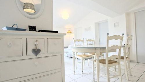 Appartement avec terrasse au port d'Ars-en-Ré, Wi-Fi gratuit - FR-1-835-6 - Foto 2