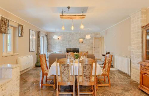 Traumhafte Finca mit Tischtennis, Spielplatz, Basketballplatz, Privatpool, Outdoor-Kueche - Foto 8