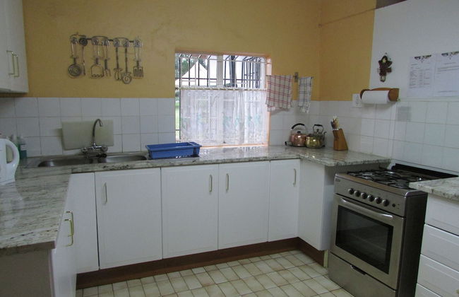 Absolute Leisure Cottages - Photo 26