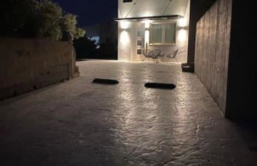 Onar Elegant Beachside Home - Foto 9