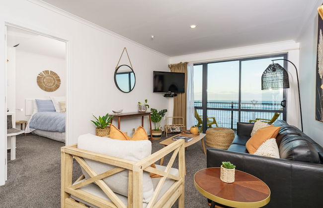 Esplanade Apartments - Photo 45