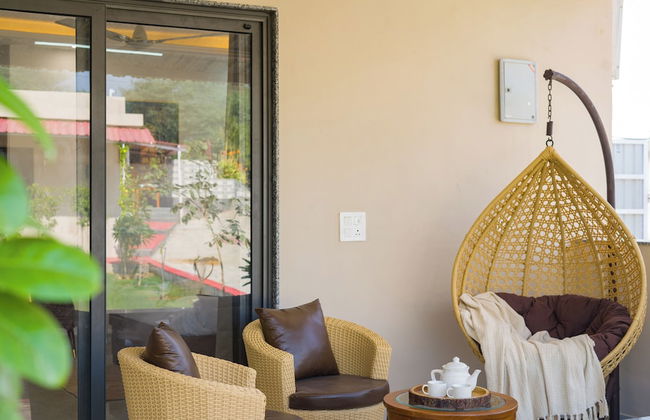 ELIVAAS 5 BHK With Pvt Pool - Zenora - Foto 41