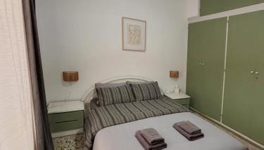 The Local Pin House - Ευρύχωρη μονοκατοικία, Λαμία - Foto 5, wardrobe