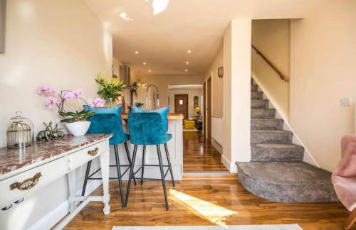 Stunning views, Hot tub, 5 mins to Chester - Photo 73