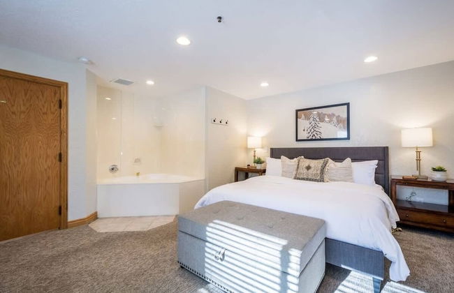 Brighton Chalet - Photo 2