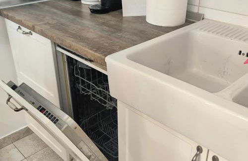 Lux Mint Apartment - Sea View - 3BR - Free Parking - Photo 16