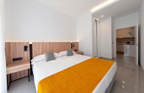 Apartamentos La Laguna I Luxury Apartments - Photo 14