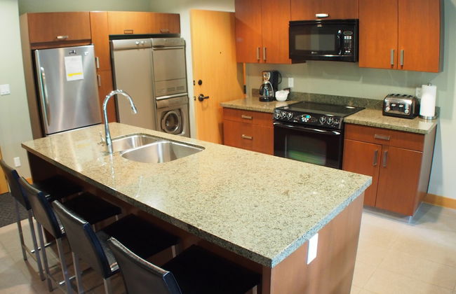 Kookaburra Lodge by Bear Country - Photo 4