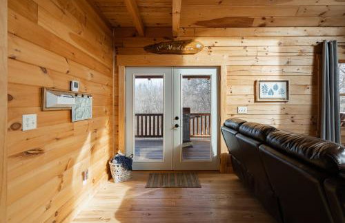 Family Friendly ~ Hocking Hills Cabin ~ Close to Caves, w/Wifi - Foto 16