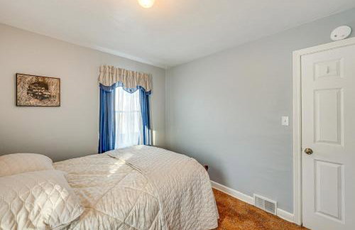 5 Mi to Dtwn Rockford Pet-Friendly Home with Yard! - Foto 19