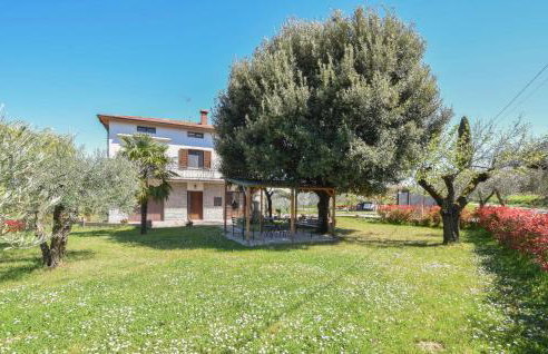 Awesome Home In Marciano Della Chiana - Photo 2