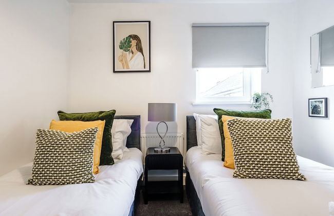 Whitchurch 2 Bedroom Flat near Hospital - Foto 1