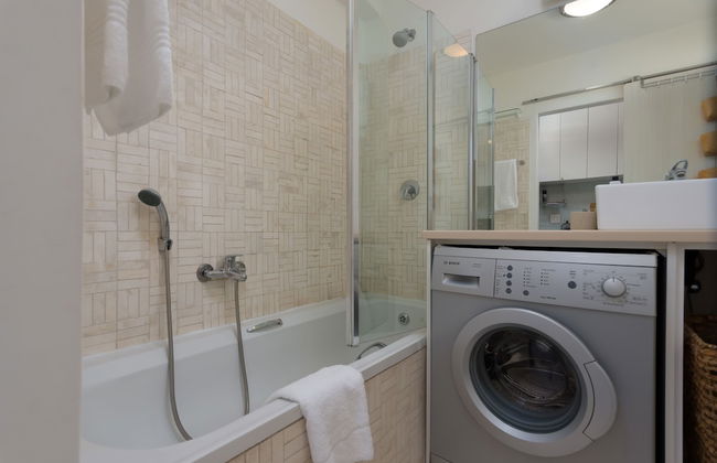 Sandringham 50 - Adults Only - Photo 10