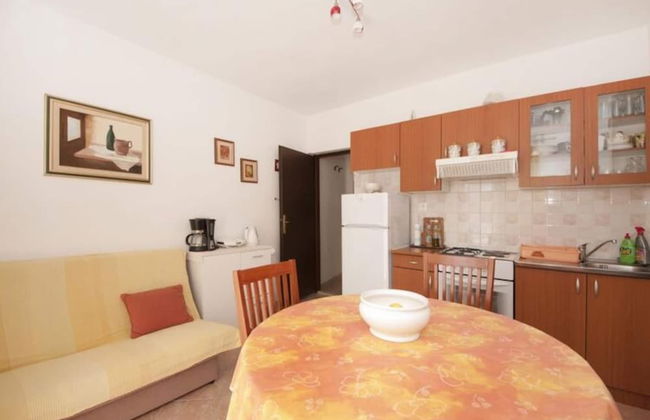 Apartments Mira - One Bedroom Apartment With Balcony - Photo 5