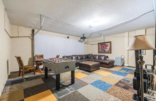 Two King En-Suites …Inside the Prestigious Reunion Resort - Foto 28