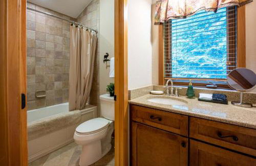 --Mountain Chalet Getaway with Breathtaking View Next to Tail of Dragon-- - Foto 27