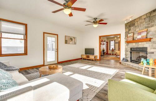 Elegant Pataskala Home with Hot Tub and Fire Pit! - Foto 9