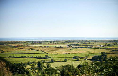 Brofallen - spacious holiday cottage with sea views and enclosed garden - Photo 19