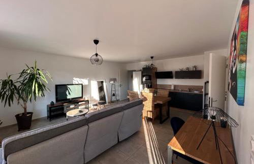 Charmant T3 proche plaine de l’Ain - Foto 5