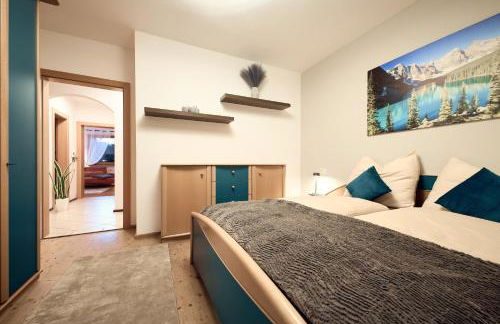 Stadtnestl Apartment Sterzing - Alpines Hideaway mit Kamin & Garten - Foto 20