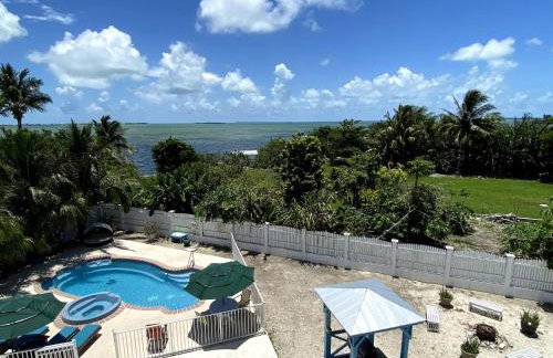 Eco Friendly Secluded OceanView Pool near Key West - Foto 2