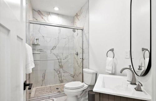 New! Pure Luxury W Private Pool/Spa & Game Center! - Foto 28