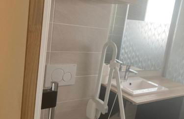 Hameau Colbert - 3km du PuyduFou - Foto 3