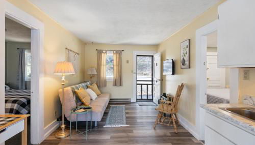 Waterfront 2 bedroom at squam (Suite 11) - Foto 5