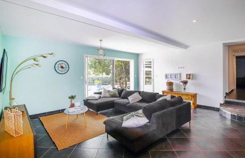 Nice Home In Suze-La-Rousse With Wifi - Foto 19