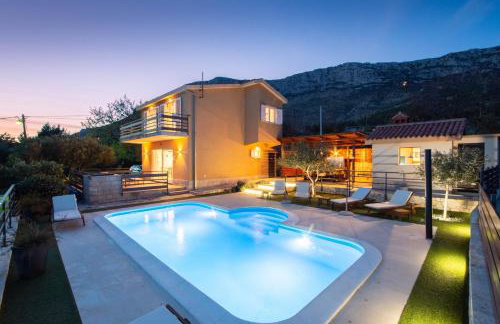 Holiday home Magic view with private heated pool - Photo 38