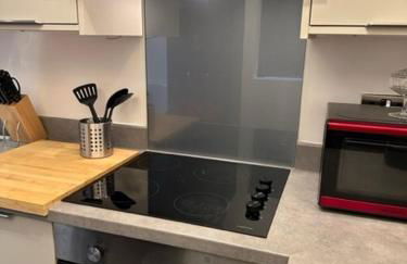 Stunning Flat with Parking Free near Sutton Station - Foto 8