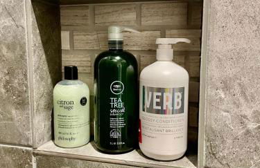 Secluded Hill Country Getaway with Spa and Sauna - Foto 9