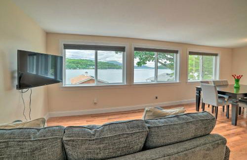 Lakefront Alton Bay Retreat with Dock Near Beaches! - Foto 20