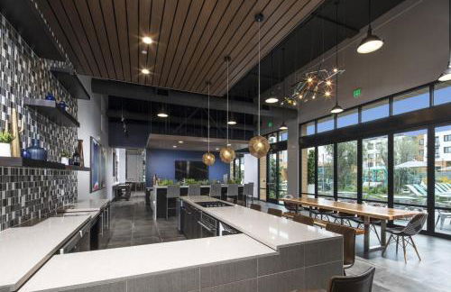 Luxury Condos at Anton Menlo w Pool & Amenities - Photo 63