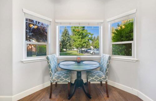 Condo with Sauna & Fitness Center, Extended Stay Savings - Foto 3